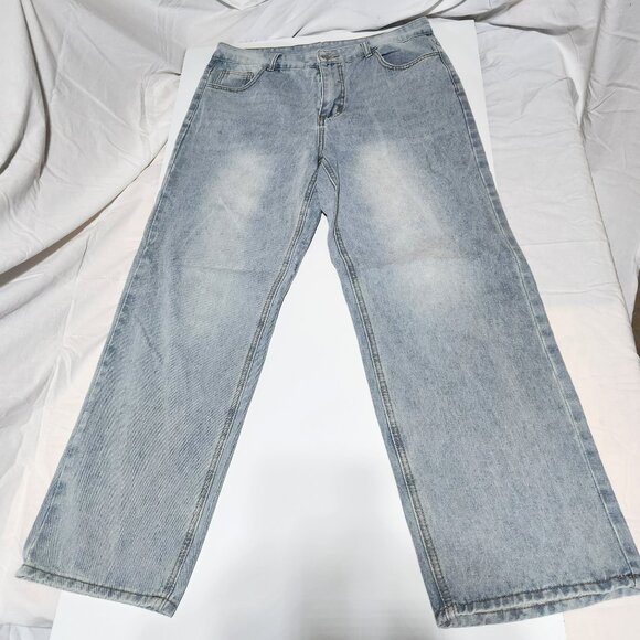 Men's Light Blue Denim Jeans – Size 32/32 – Relaxed Fit - Picture 1 of 4